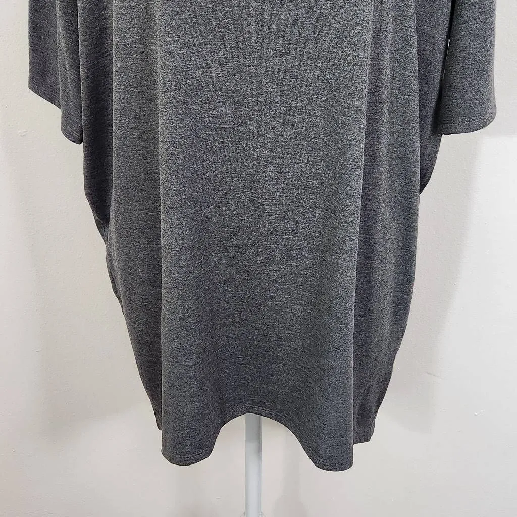 LuLaRoe Gray Tunic T-Shirt Size Small Lularoe Oversized Gray Tunic Tee - Image 3