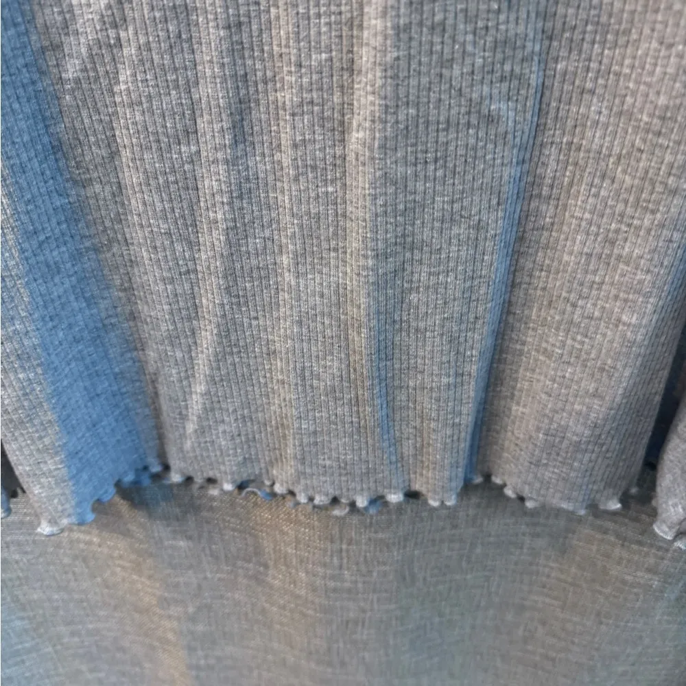 Abound Heathered Gray Ribbed Longsleeve Lettuce Hem Henley Dress Size Small NWT - Image 6