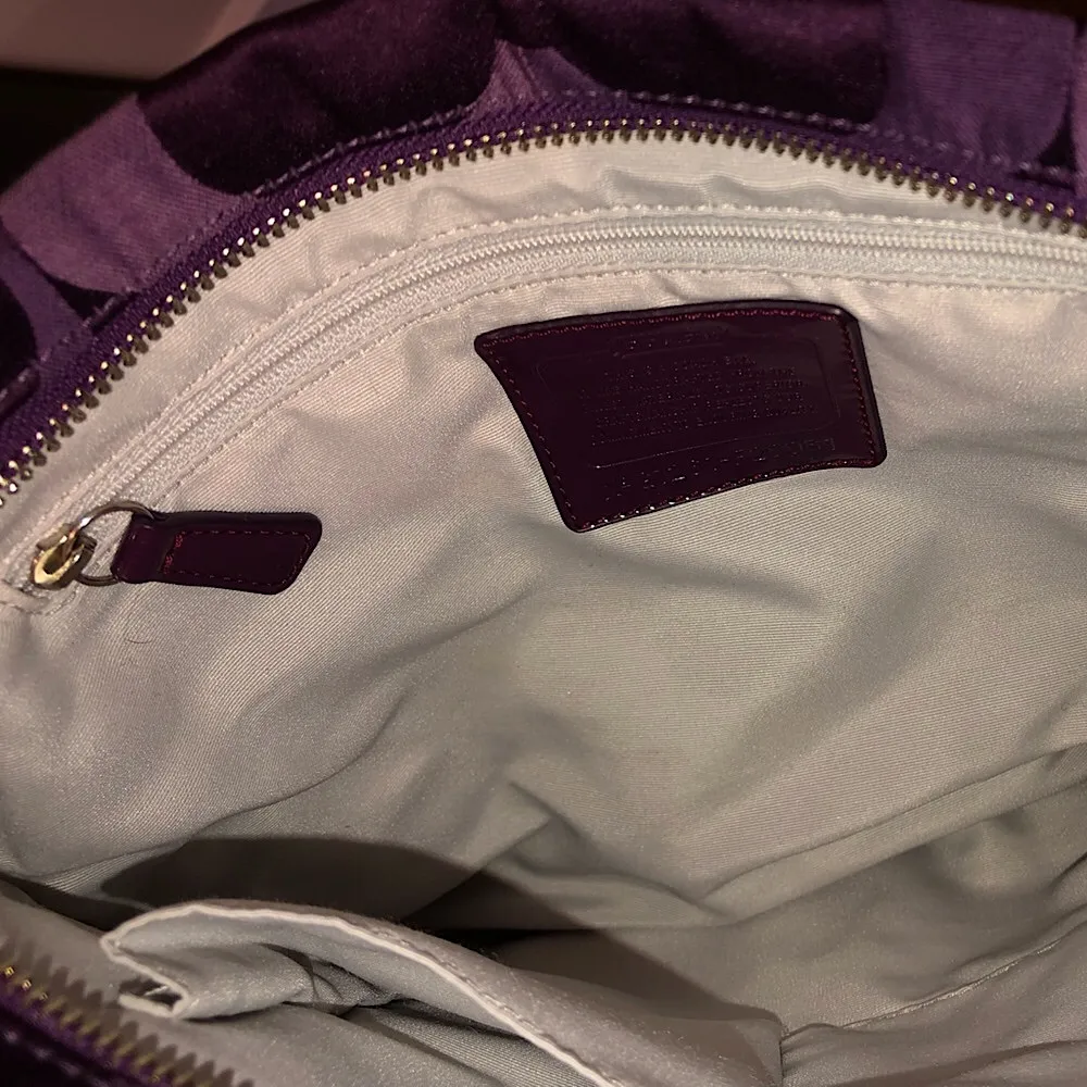 COACH POPPY Purple Jacquard Signature C Crossbody Shoulder Bag Top Zipper Close - Image 8