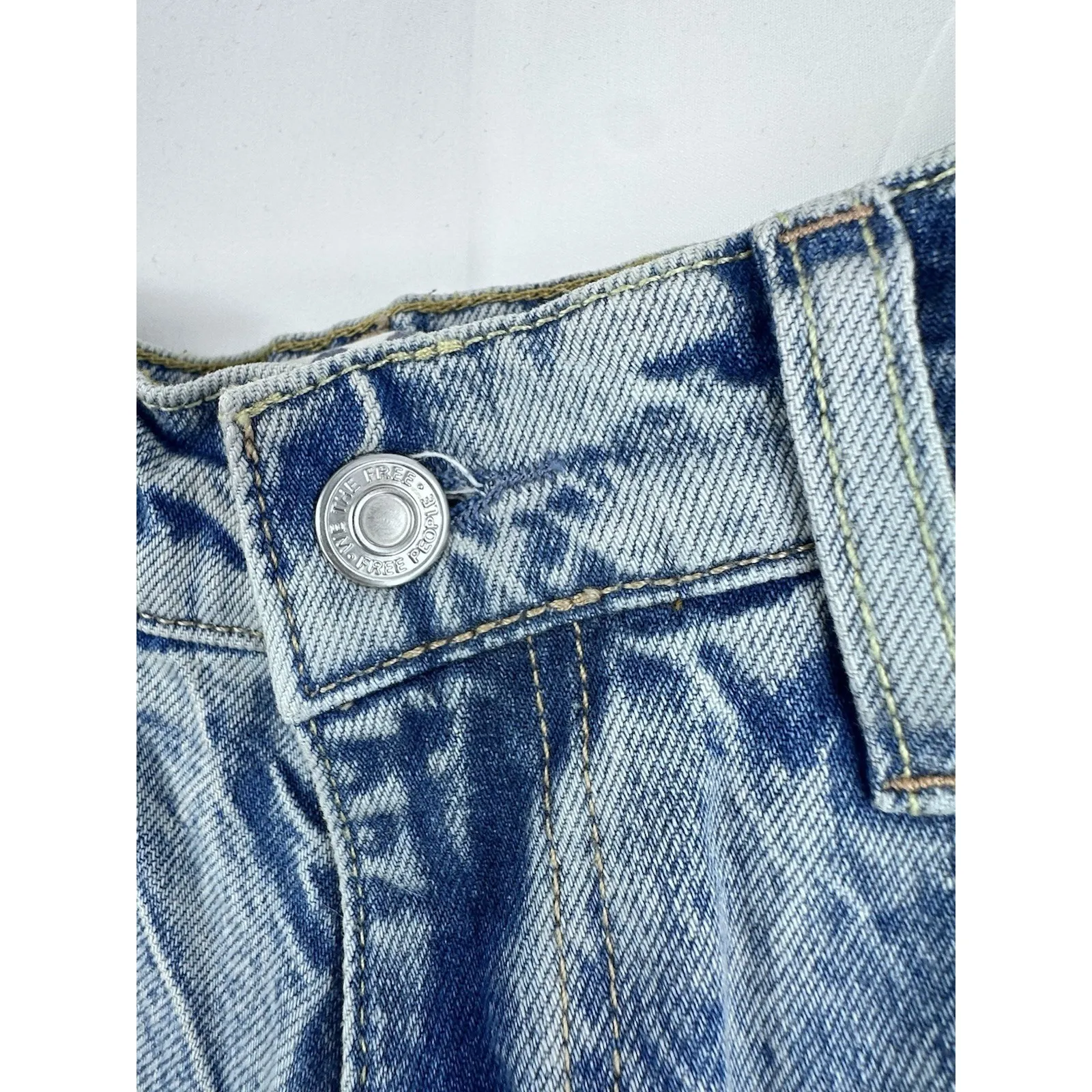 Free People With The Band Relaxed Jeans Women's Size 29 Distressed High Rise - Image 2