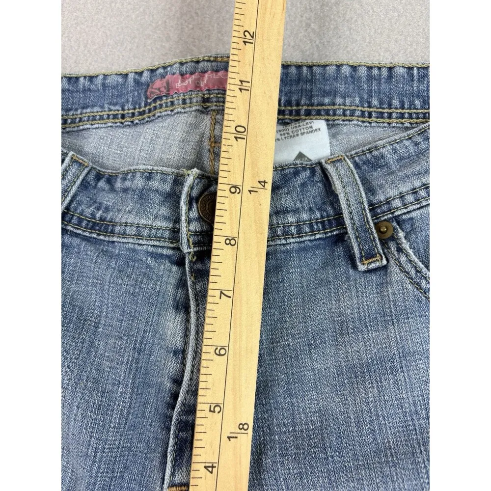 Levis 518 Superlow Jeans Women 34x30 Blue Bootcut Fading Sz Tag 13 S - Image 5
