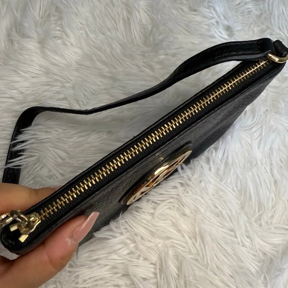 Michael Kors Black Wristlet / Mini Purse - Image 5