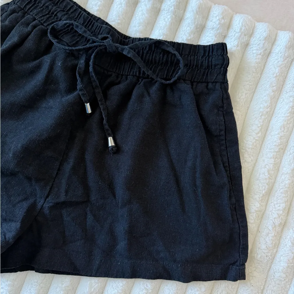 Zara Black Shorts - Image 2