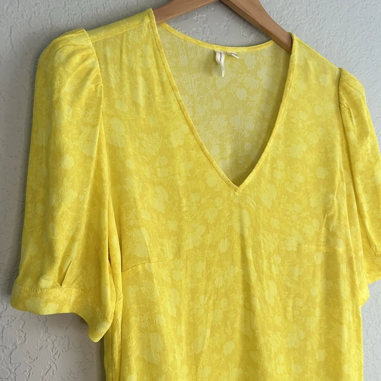 Watercolor Yellow Top Blouse V Neck Short Sleeve Bright Viscose Bright Spring XS - Image 2