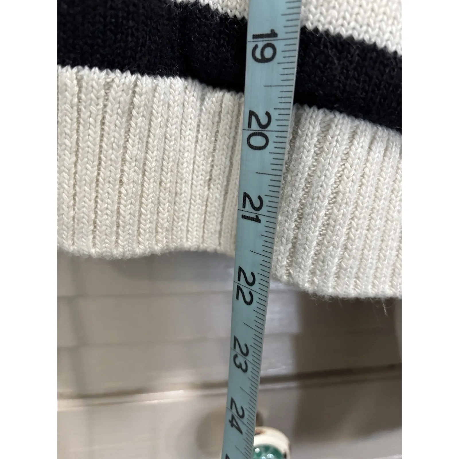 H&M Button Up Striped Oversized Knit‎ Cardigan Size M Long Sleeve Blk/Cream - Image 3