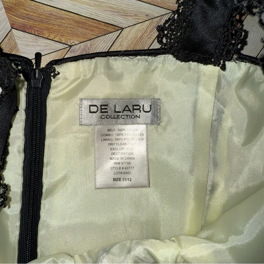 VTG Knee Length Fit‎ N Flare Lace Dress Whimsigoth HCO A Line 11/12 Party Prom Black Size undefined - Image 2