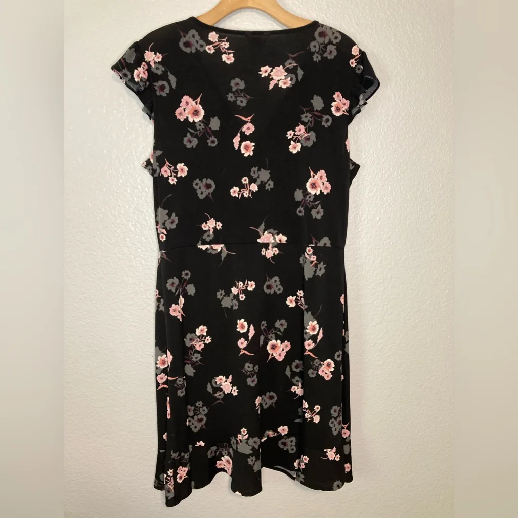 Candies Faux Wrap Dress Black Pink Floral Women’s Size XL - Image 6