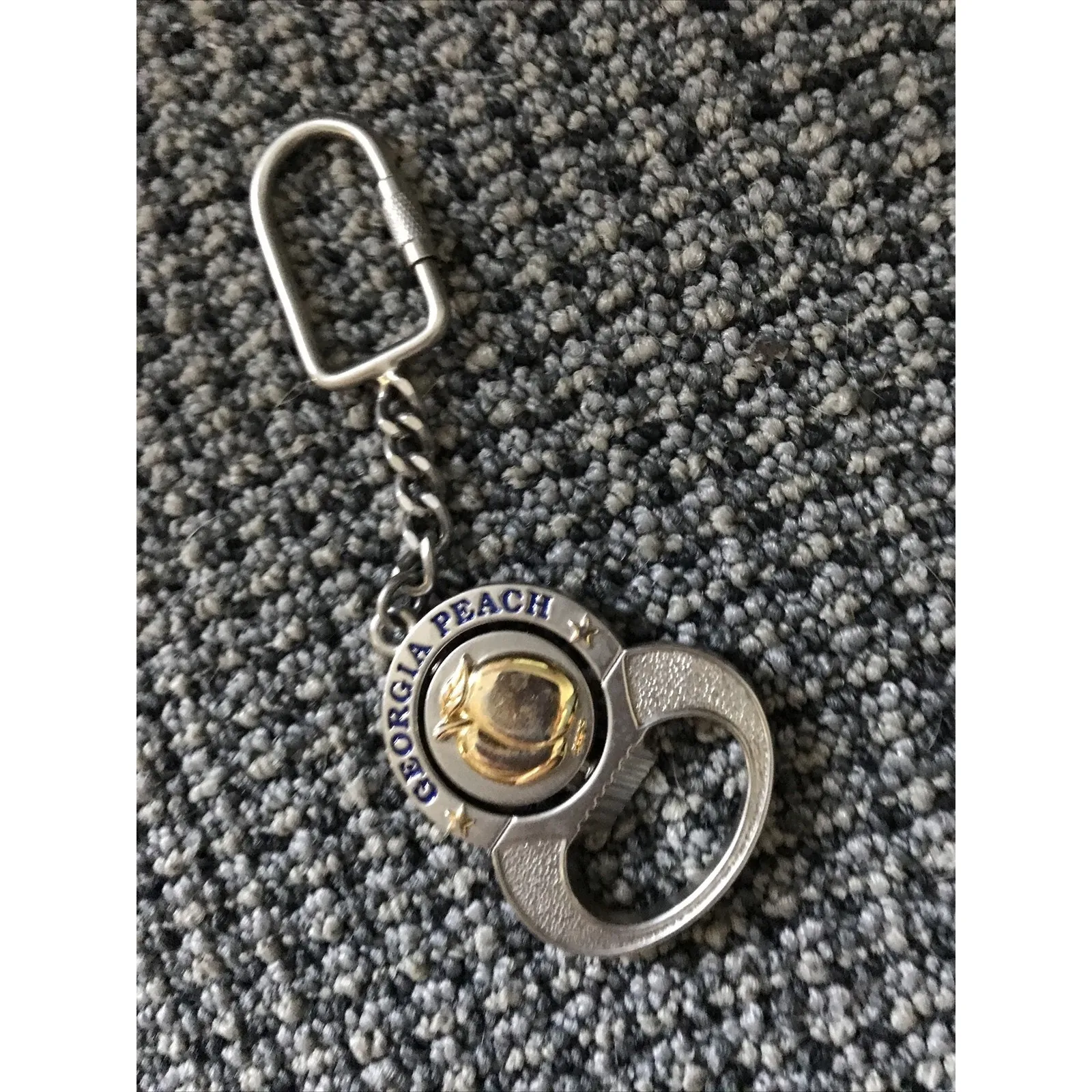 Georgia‎ Peach Spinner Bottle Opener Keychain - Image 2