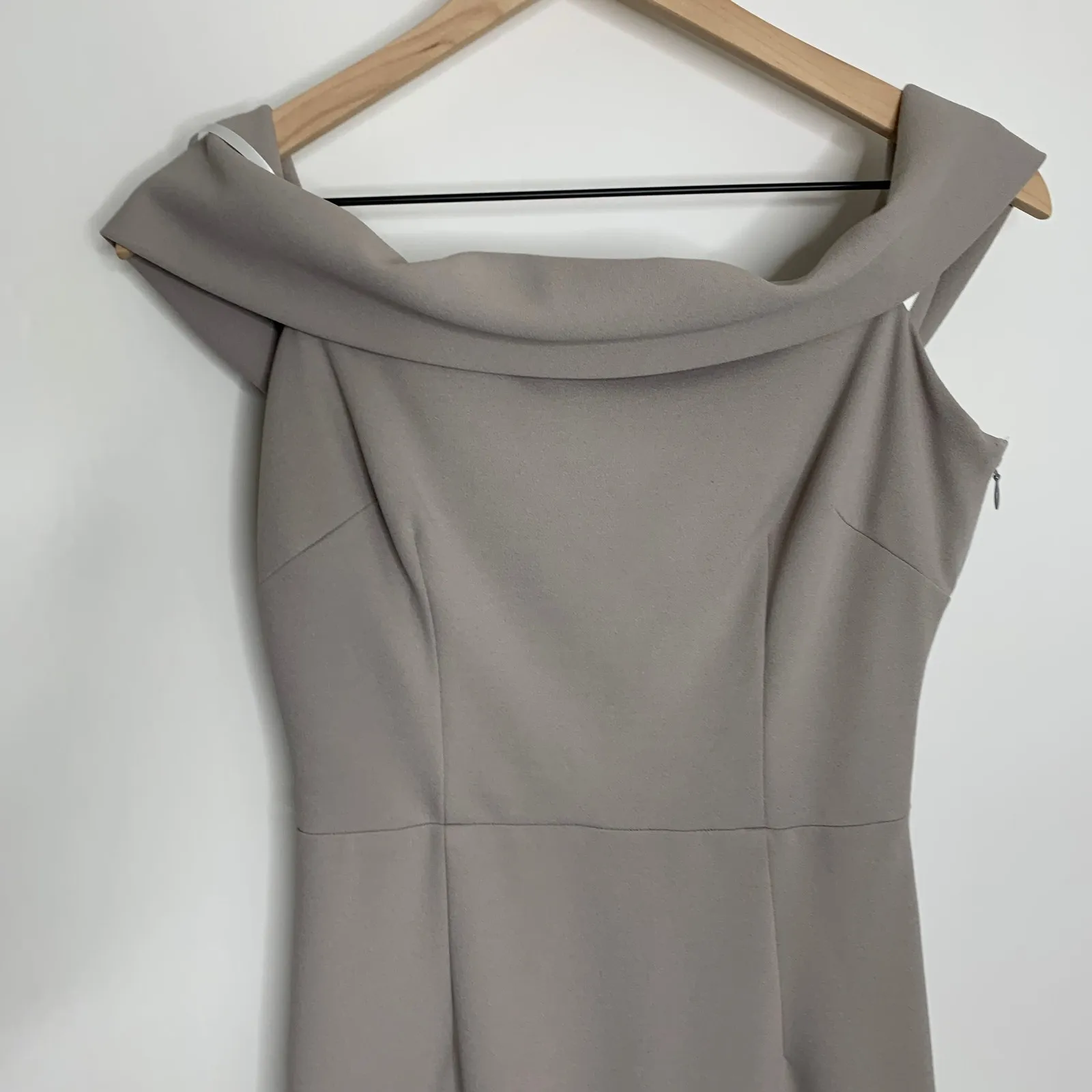 Katie May Legacy Maxi Gown Dress Off The Shoulder Dove Gray Womens Size 6 - Image 11
