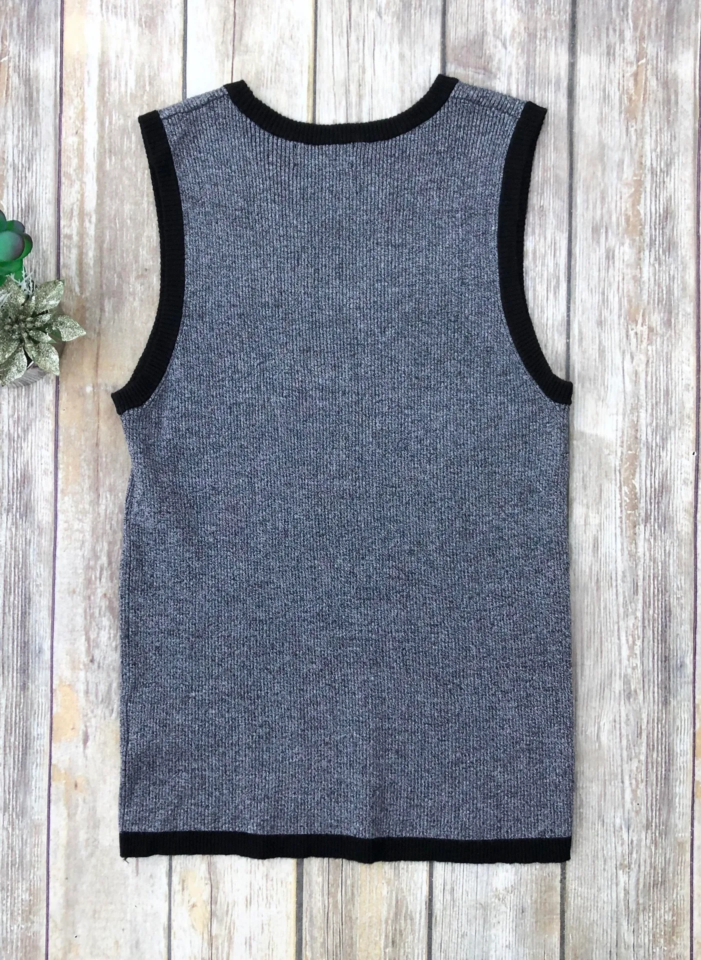 Gray Crew Neck Ribbed Sweater Vest - Image 7