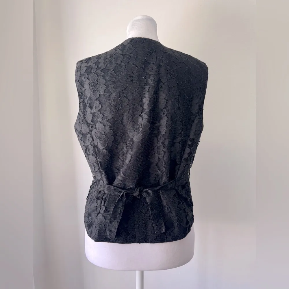 Vintage ‘90s Effeci Black Lace Floral Print Beaded V - Image 4