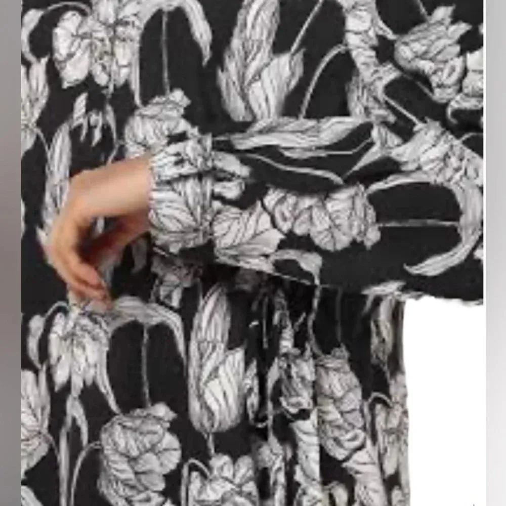 black and white floral foil print oversize swing tunic dress, XS. - Image 3