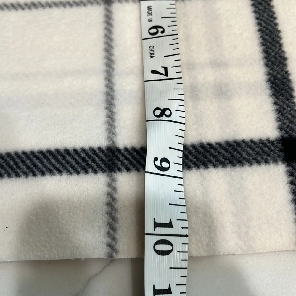 Old Navy  fleece infinity scarf 🧣 - Image 2