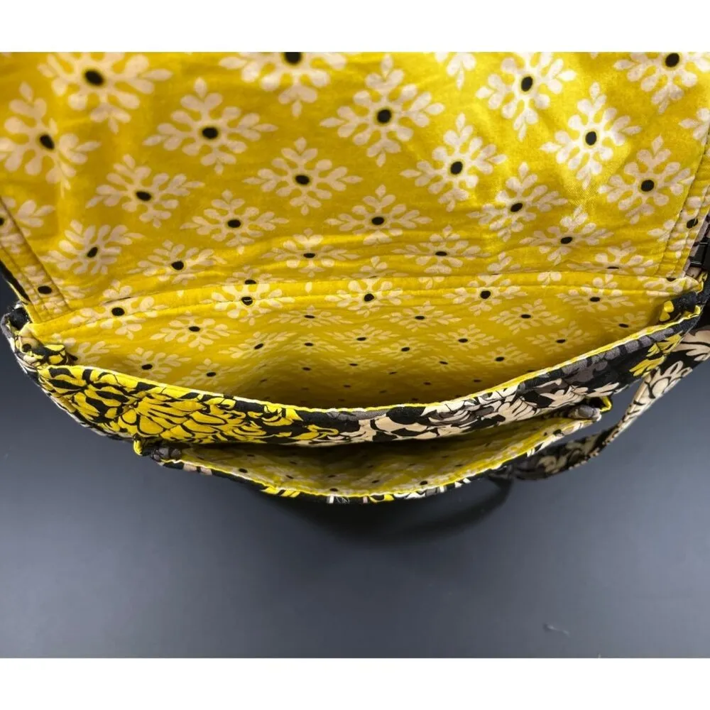 Vera Bradley Women's Black/Yellow Purse/Crossbody SKU 5007 - Image 4