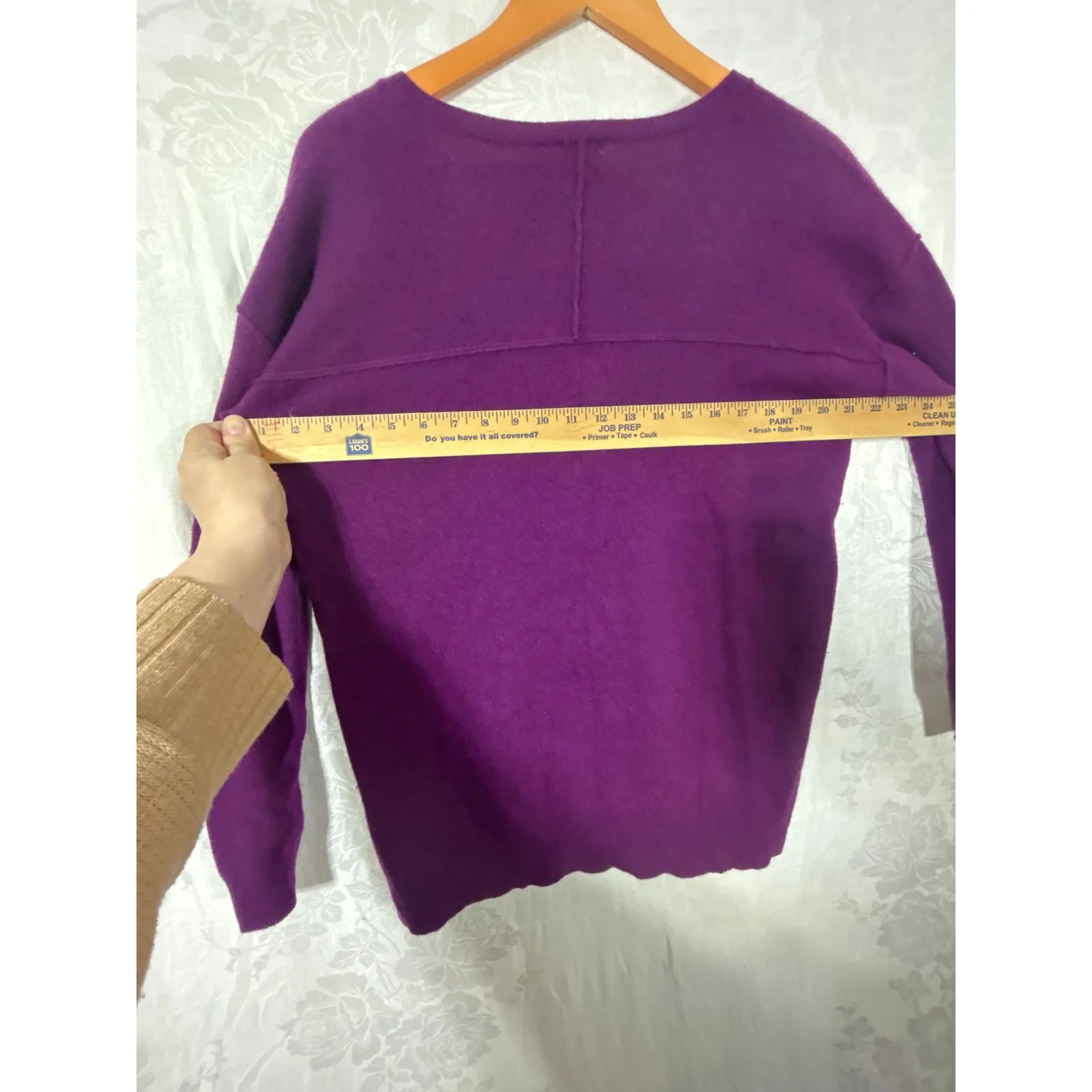 Halogen 100% Cashmere Sweater Medium Purple V Neck Classic - Image 9