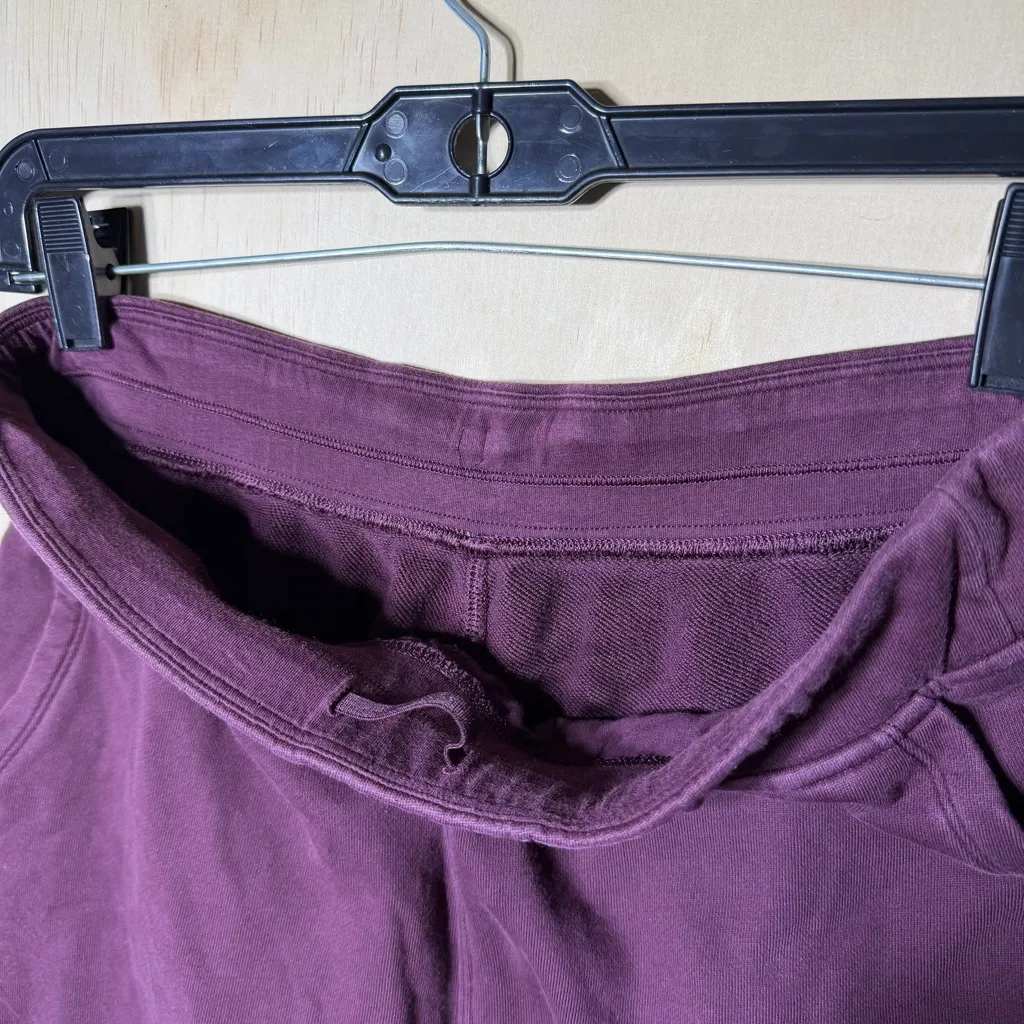 Lululemon Women’s Cuffed Sweatpants Size 8 Purple Elastic Hem Joggers - Image 7