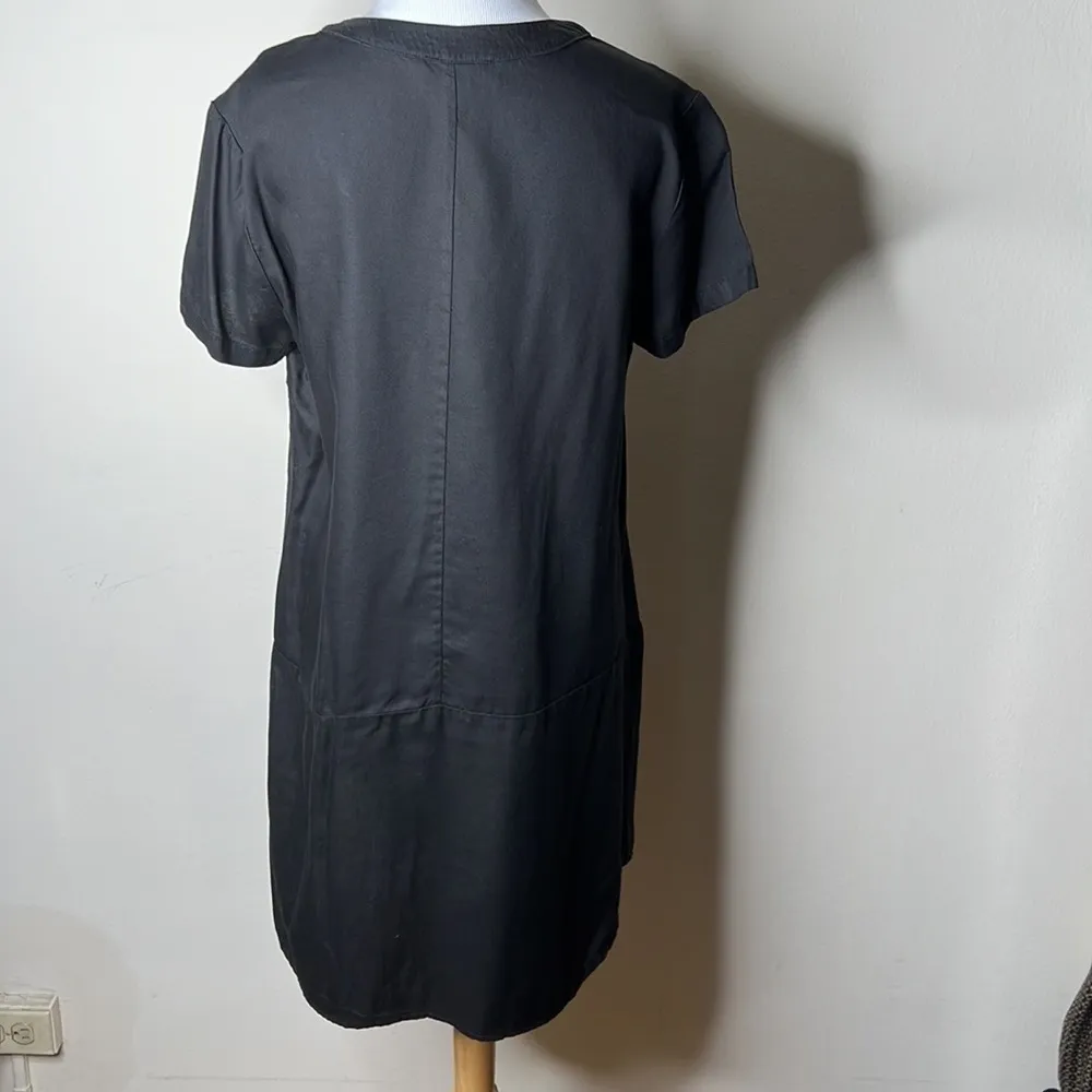 Amour Vert Black V-Neck Shift Dress - Image 5