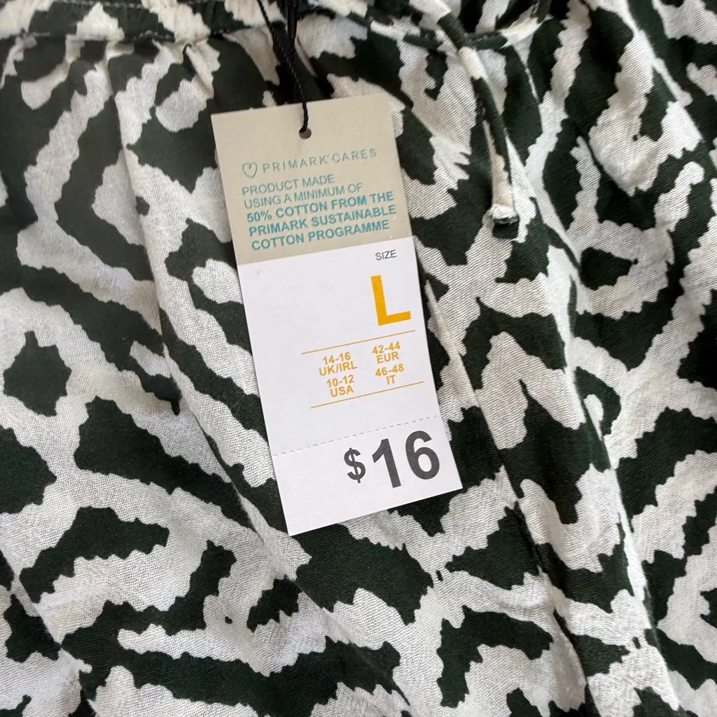 Primark  | Green and Cream Patterned Pants - Image 3