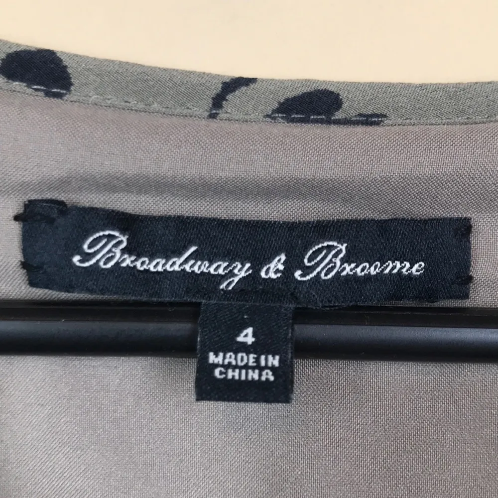 Broadway & Broome Women’s Silk Taupe Black Patterned Faux Wrap Skirt Dress Brown Size 4 - Image 8