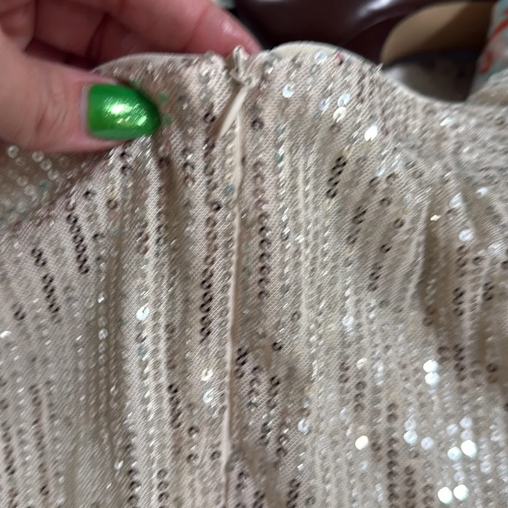 SHEIN woman ivory cream  silver sequined XL long sleeve dress - Image 7