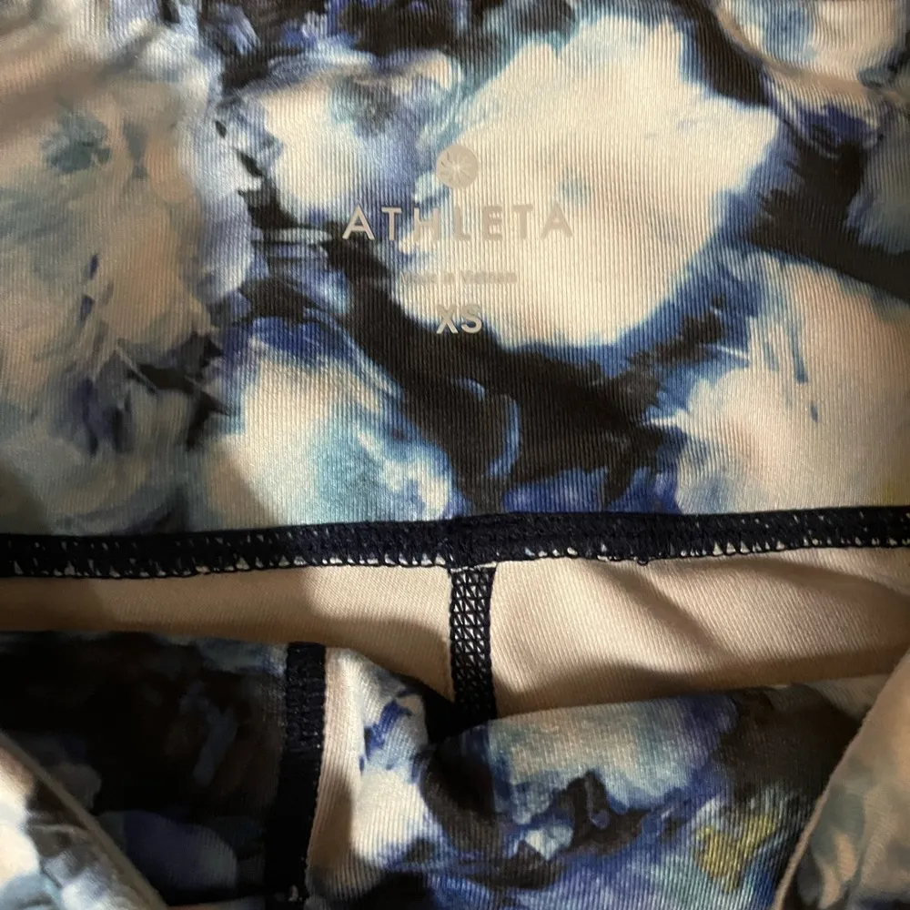 Athleta Chaturanga Tights - XS - Image 4