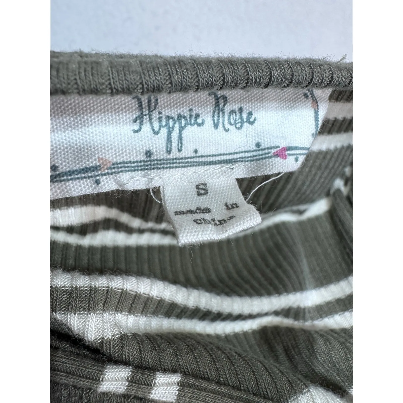 Hippie Rose Green Striped Sleeveless Ribbed Knit‎ Notch V-Neck Tank Top Size S - Image 5