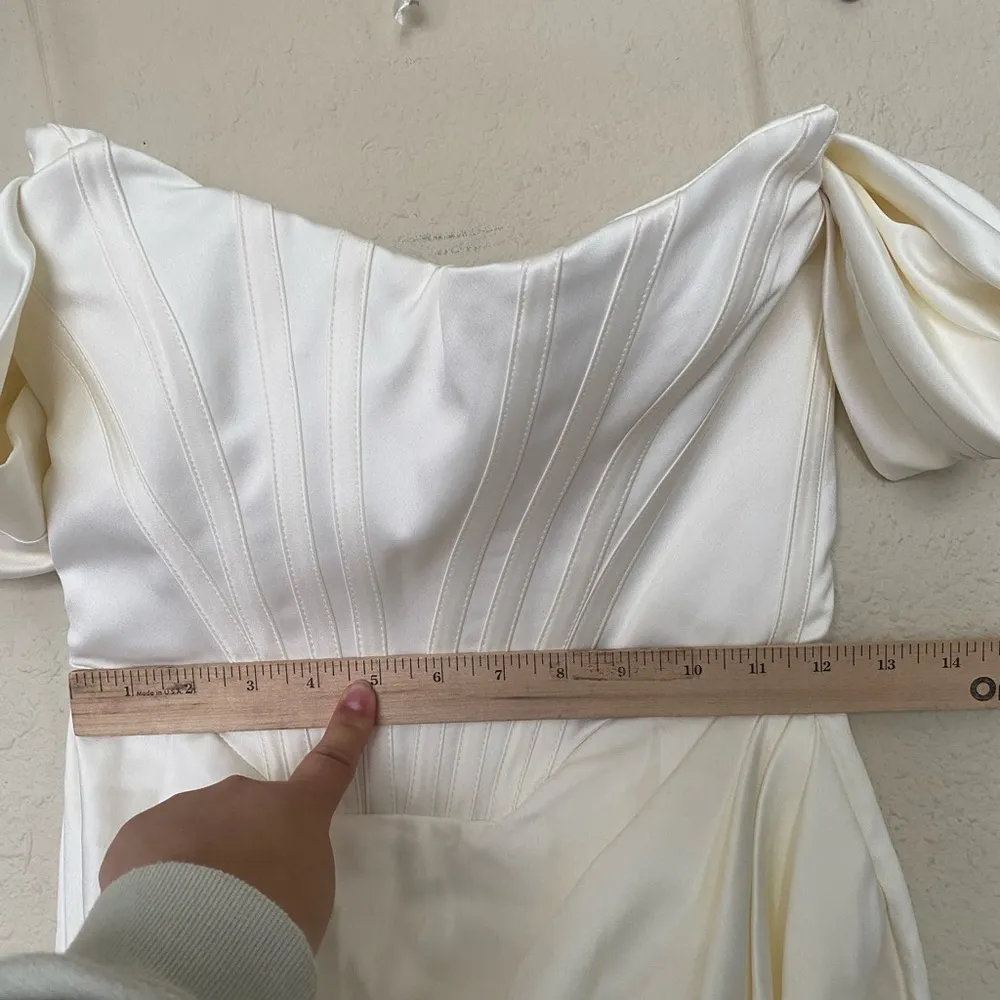 House Of CB Loretta Ivory‎ Satin Strapless Dress white corset midi NWOT size S - Image 6