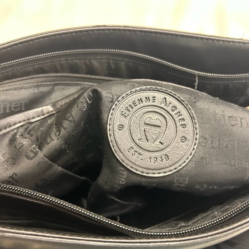 Purse Very large Etienne Aigner purse! Great shape! Lots of pockets. Black - Image 7