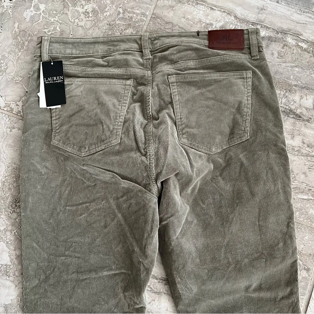 Lauren Ralph Lauren Stretch Corduroy Straight Pants, Green, Size 14 NWT $145 - Image 5