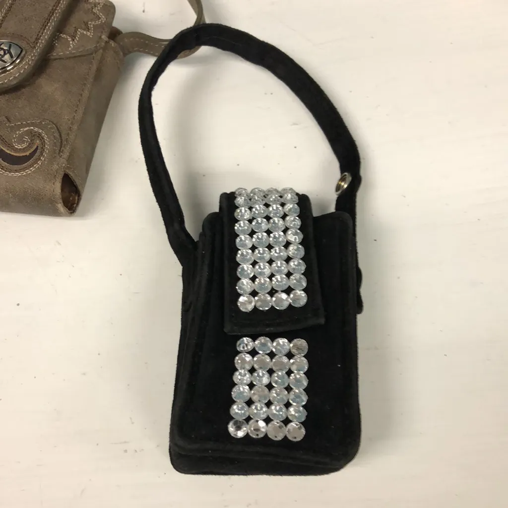 Lot of 3 Ariat and Nicole Miller small cell phone wallets one‎ size 5” x 3.5” - Image 4