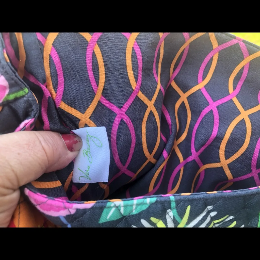 Vera Bradley  Stylish Laptop Messenger Bag - Image 8