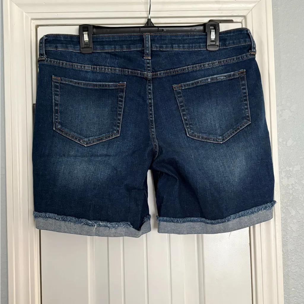 Just USA Women's Denim Shorts Bermuda Size 31 Classic Contemporary Staple - Image 3