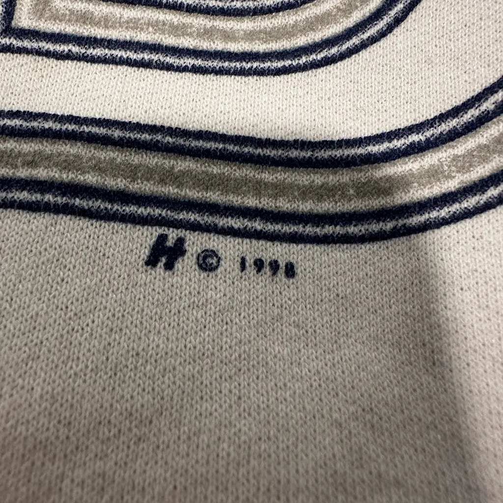 Vintage 90’s Unisex Sz: L SD San Diego Graphic Hanes Crew Neck Sweatshirt. - Image 7