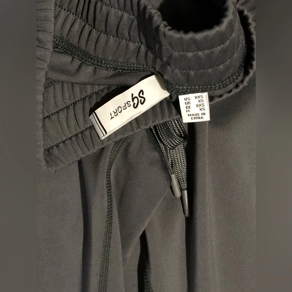 Susan Graver Jogger BNWOT - Image 4