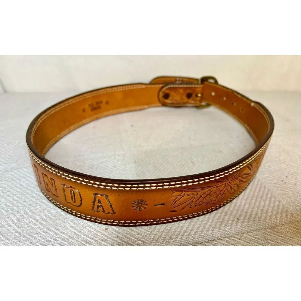 Vintage Western Tooled Leather Belt Pine Pattern& LINDA Across Middle Back Sz 32 Tan - Image 8
