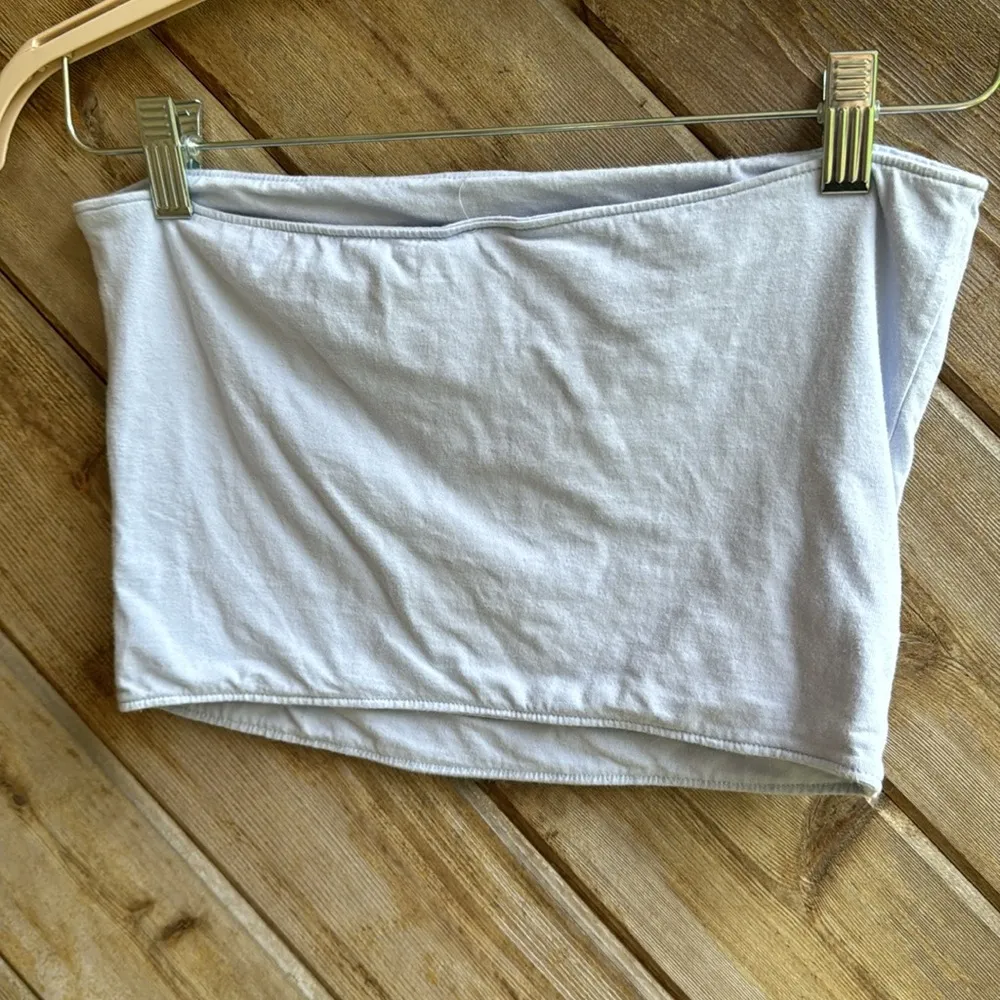 Hollister light blue periwinkle butterfly crop tube top large - Image 3