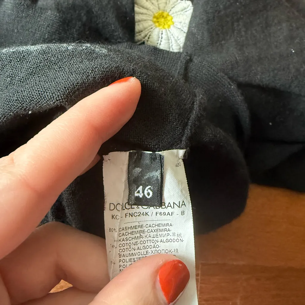 Dolce & Gabbana Daisy Crop Cashmere Cardigan - Image 4