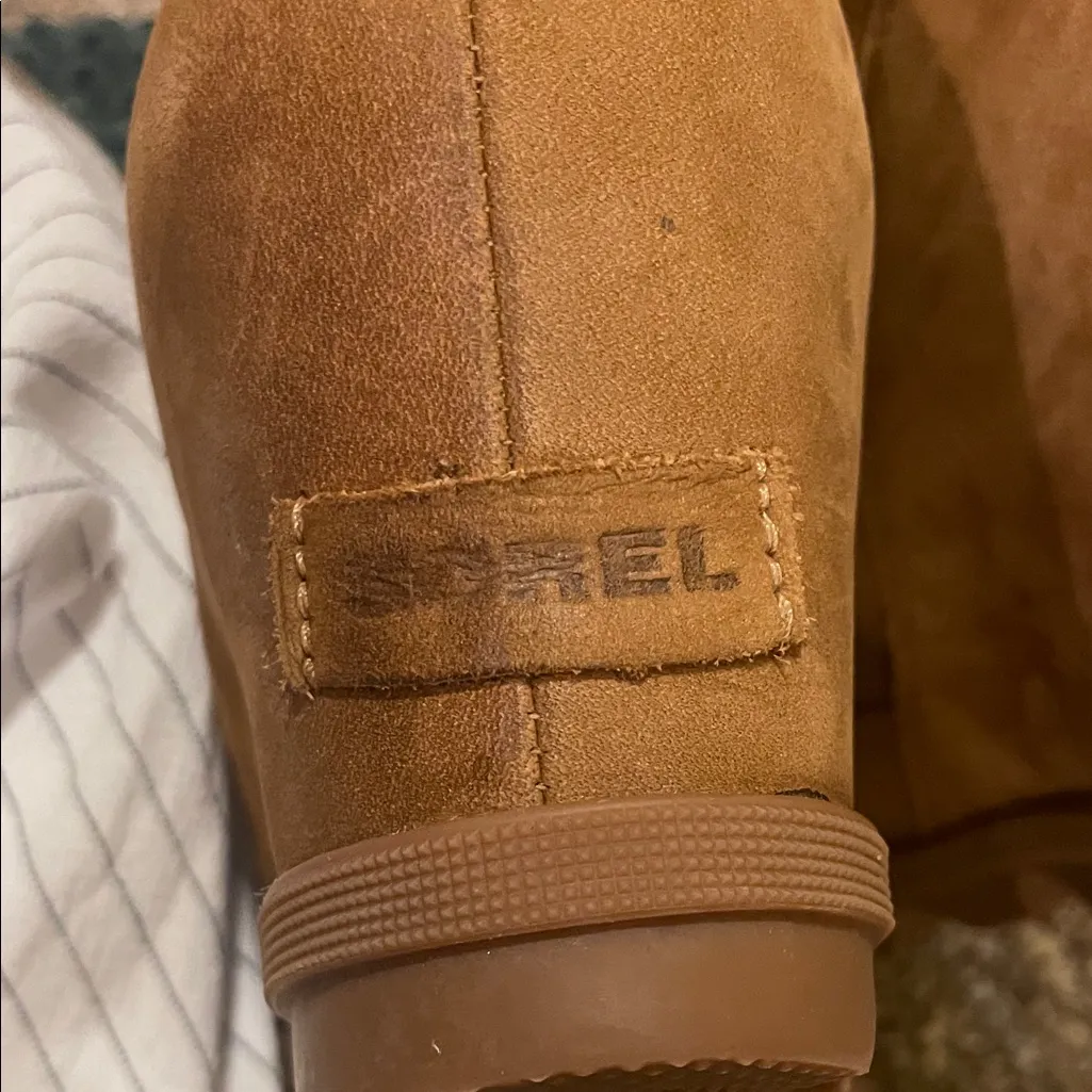 Women’s Like New Sorel Joan of Arctic II Cozy Brown Leather Winter Boots Wedges - Image 8