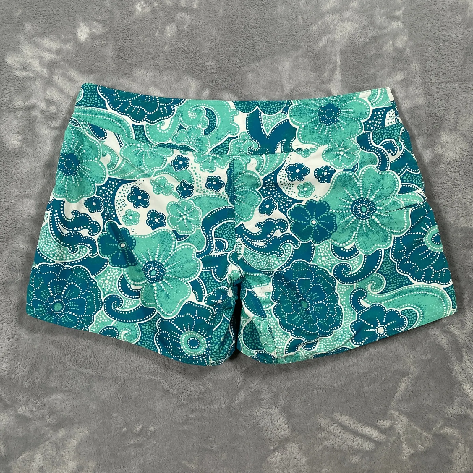 Patagonia Board Shorts 4 Green Wavefarer Outdoor Surf Ocean Beach Activewear - Image 2