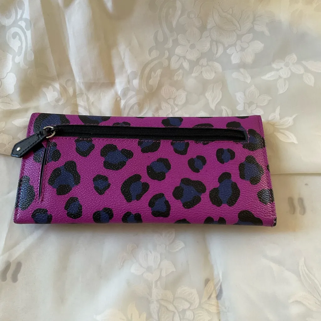 Vera Bradley Purple and Black Print Faux Leather Tri Fold Wallet 8.5” X 4.5” EUC - Image 2