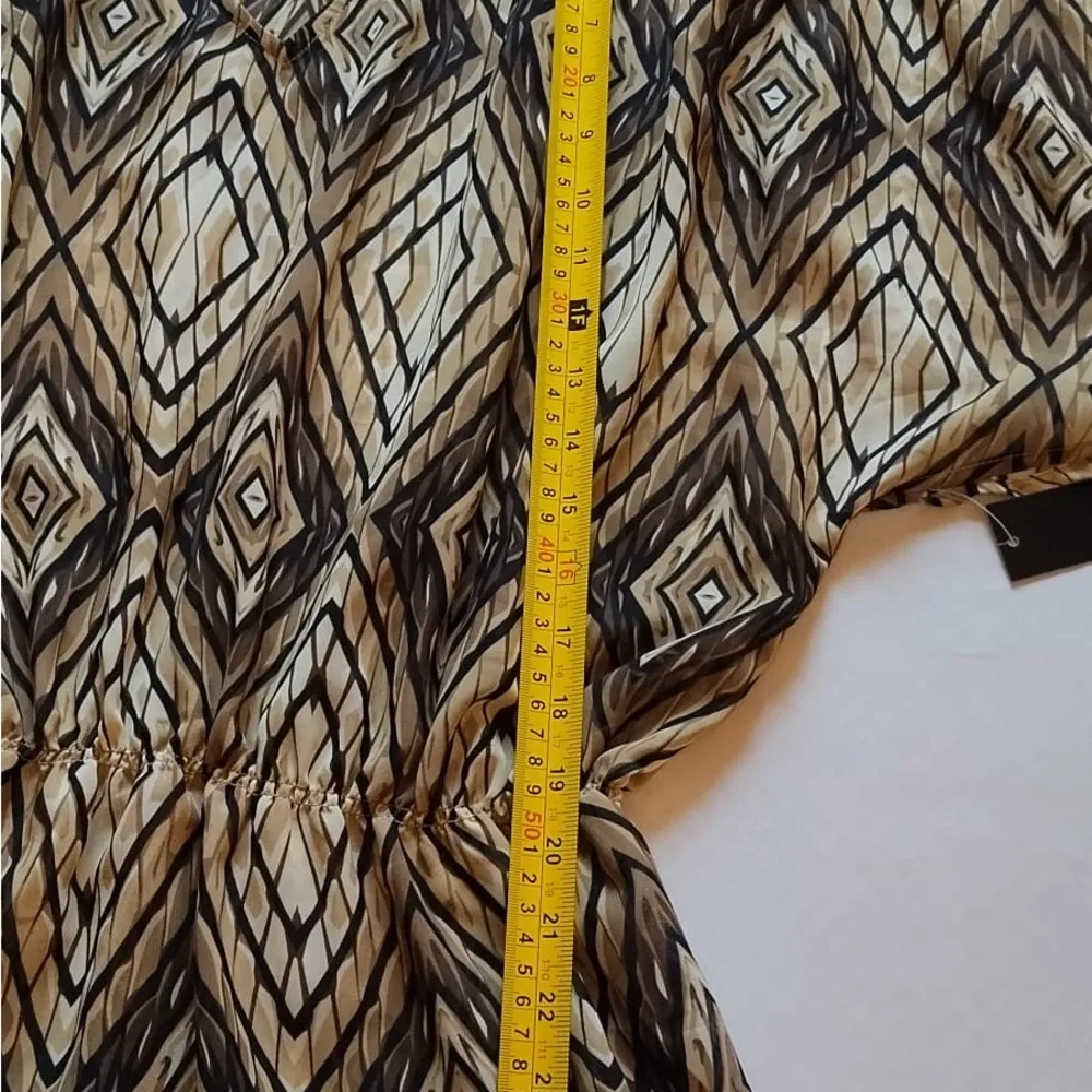 Unique Women's Short Sleeve Blouse Elastic Waist Brown/Black Size L. - Image 9