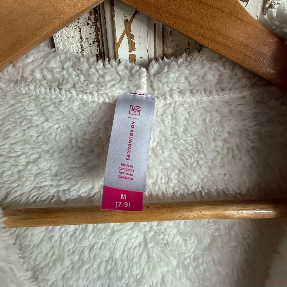 No Boundaries White Oversized Hoodie Sweater - Image 9