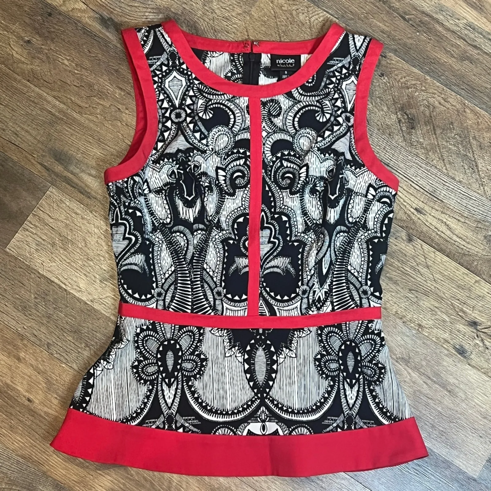 Nicole by Nicole Miller Sleeveless Peplum Top Black White Red Small - Image 3