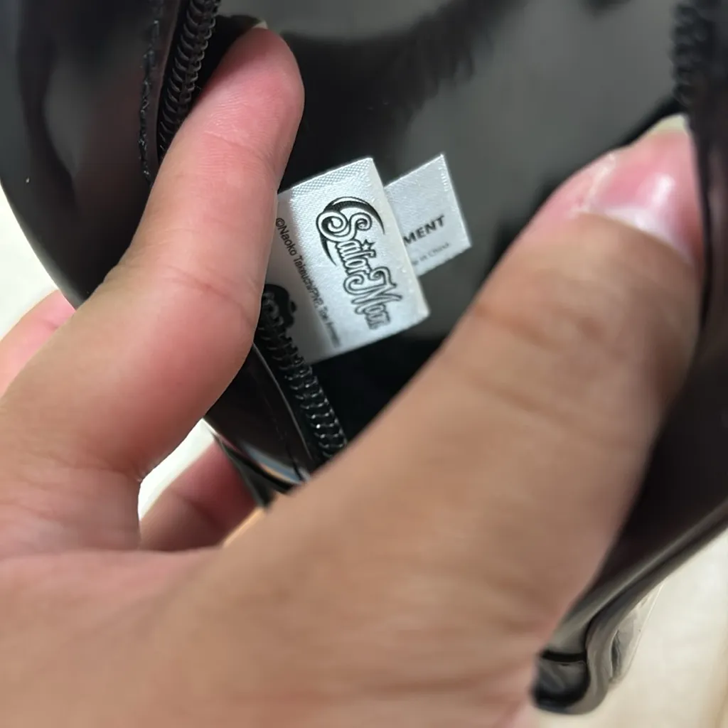 Sailor Moon Luna Makeup Cosmetic Bag Black - Image 3