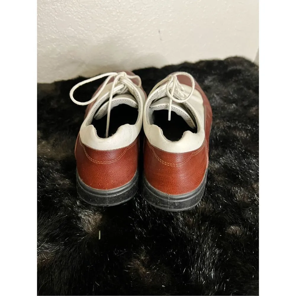 Ecco Women’s Golf Shoes 8.5 Brown White Saddle Lace Up Spikes Cleats EU 39 - Image 5