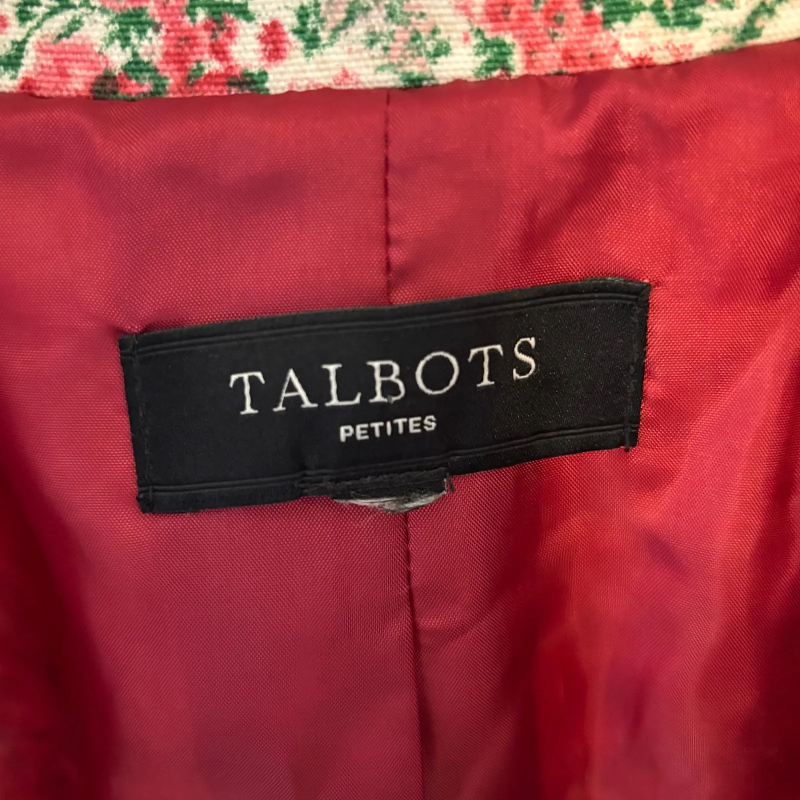 Talbots EUC Women's Needlepoint Style Red Pink Floral Blazer Size 10P - Image 3