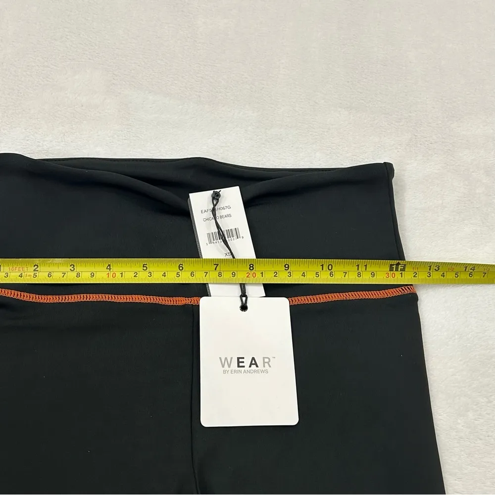 WEAR by Erin Andrews Black Chicago Bears NFL Football Yoga Bike Shorts Womens XS - Image 7