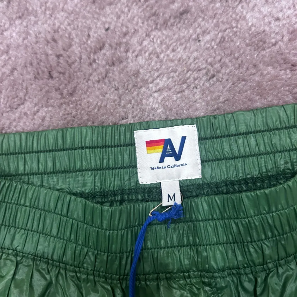 Aviator Nation Jungle Green Nylon Jogger Shorts New Size Medium - Image 4