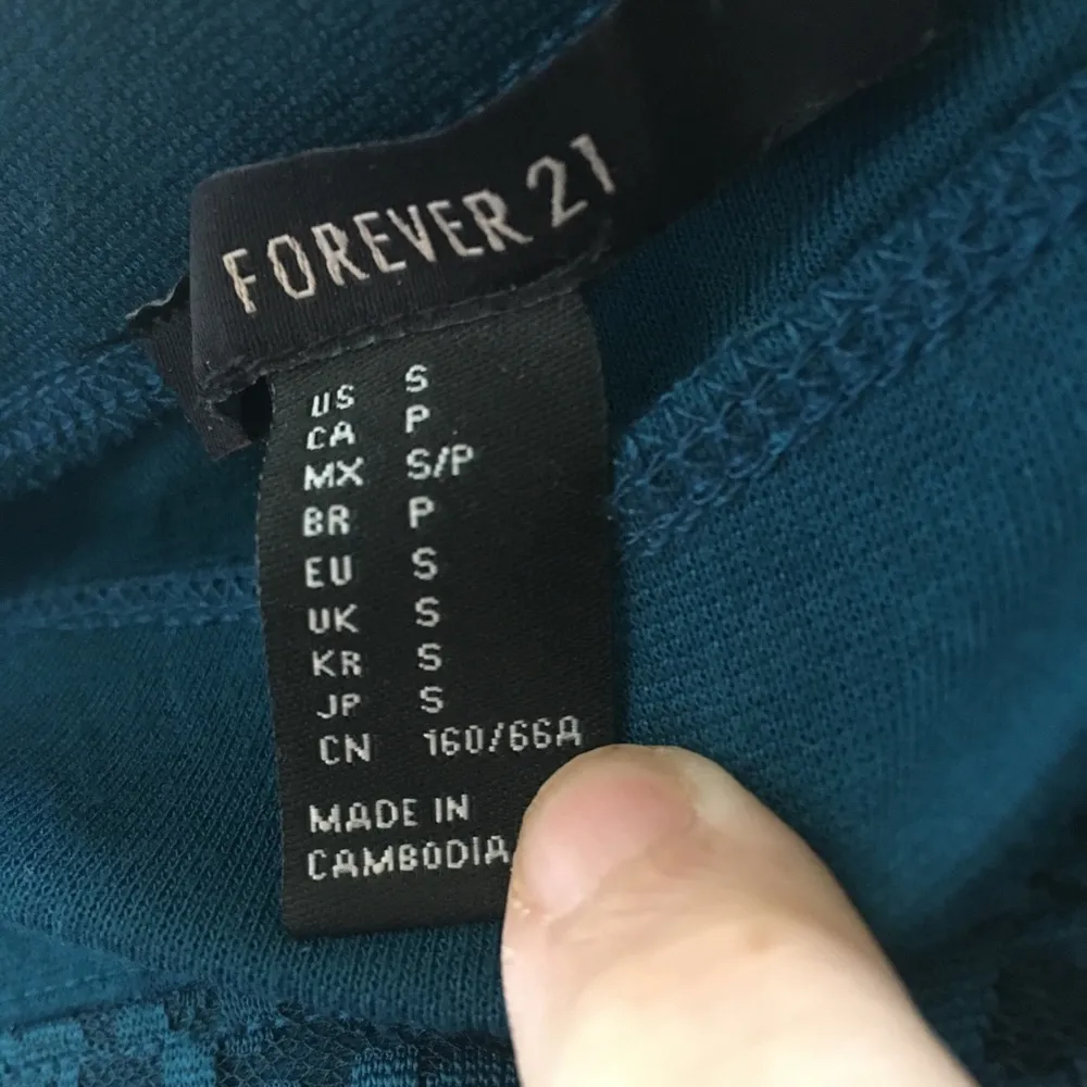 FINAL MARKDOWN FOREVER 21 skirt small - Image 3