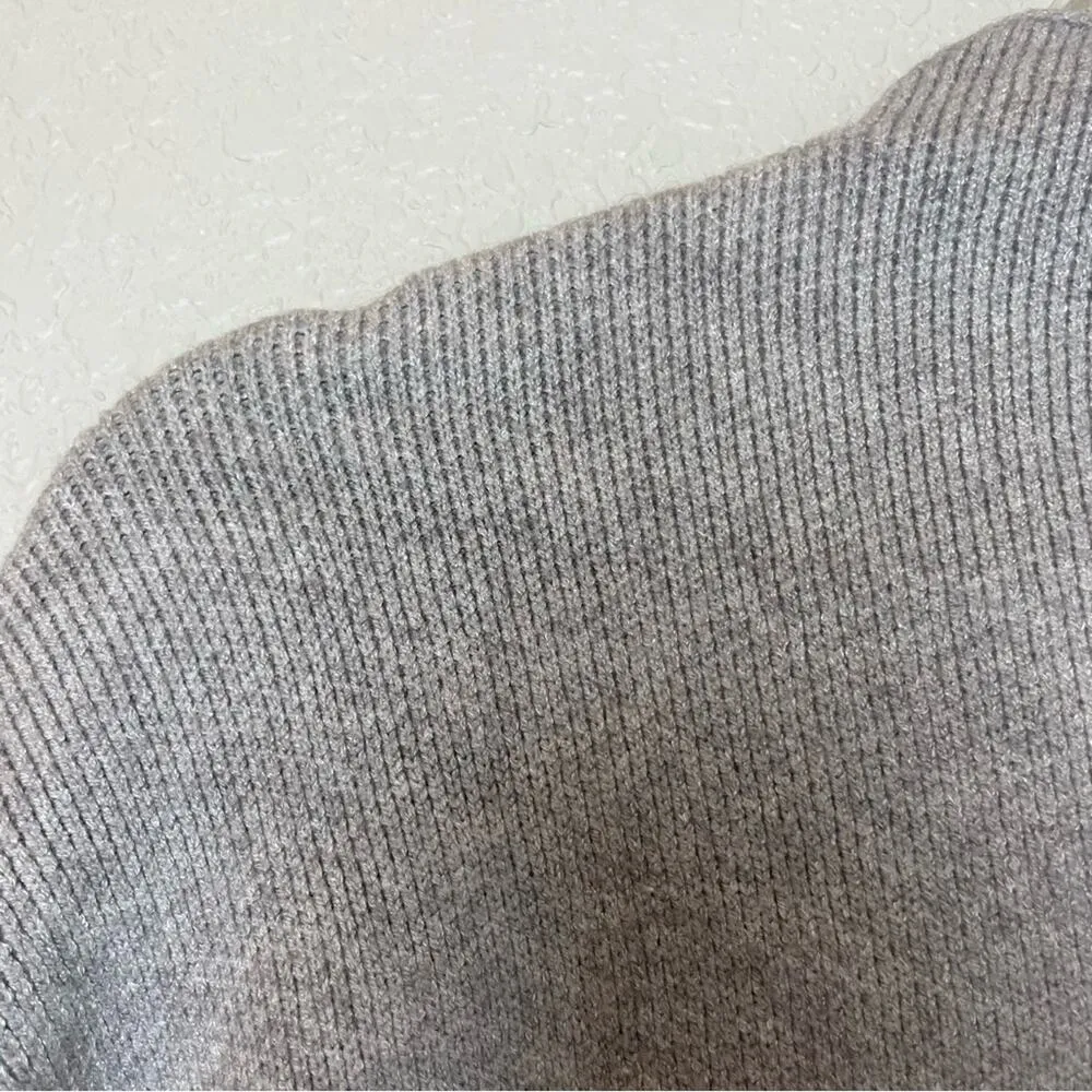 BNWT! VICI Cozy Mockneck Heavy Gray Knit Sweater Size L - Image 7